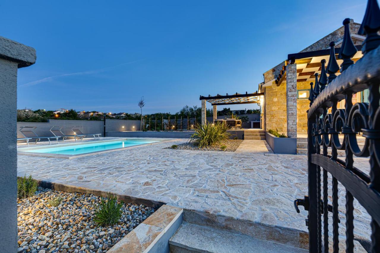 Stonehouse Milan Villa Ražanac Екстериор снимка